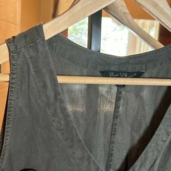 NWOT Velvet Heart Esperanza Olive Green Jumpsuit Size XS - Picture 2 of 8